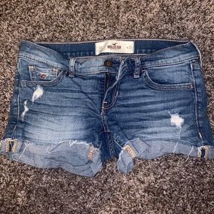 Hollister jean shorts